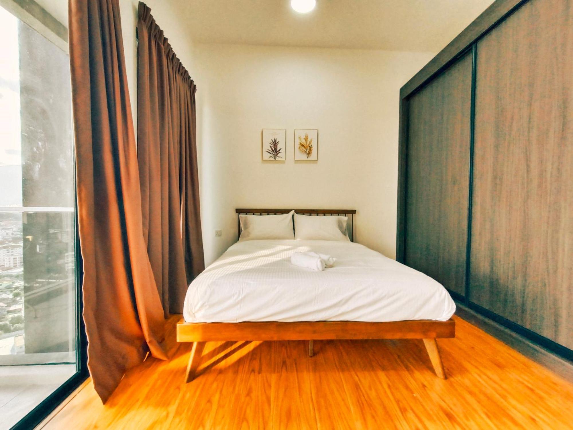 New Georgetown Instagramable 2Br Homestay For 10Pax 无敌美景两房民宿 Beacon Executive Suite Esterno foto