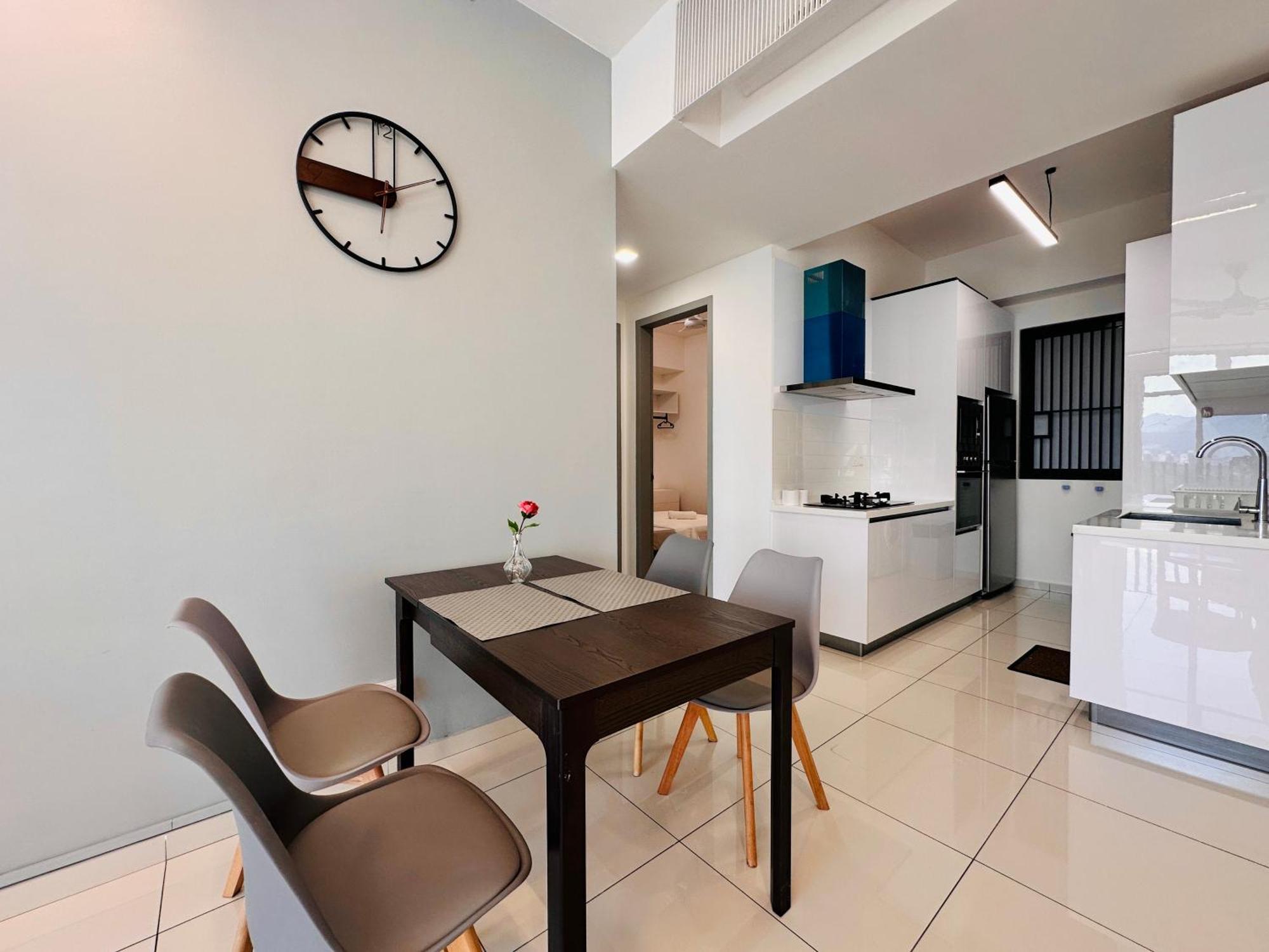 New Georgetown Instagramable 2Br Homestay For 10Pax 无敌美景两房民宿 Beacon Executive Suite Esterno foto