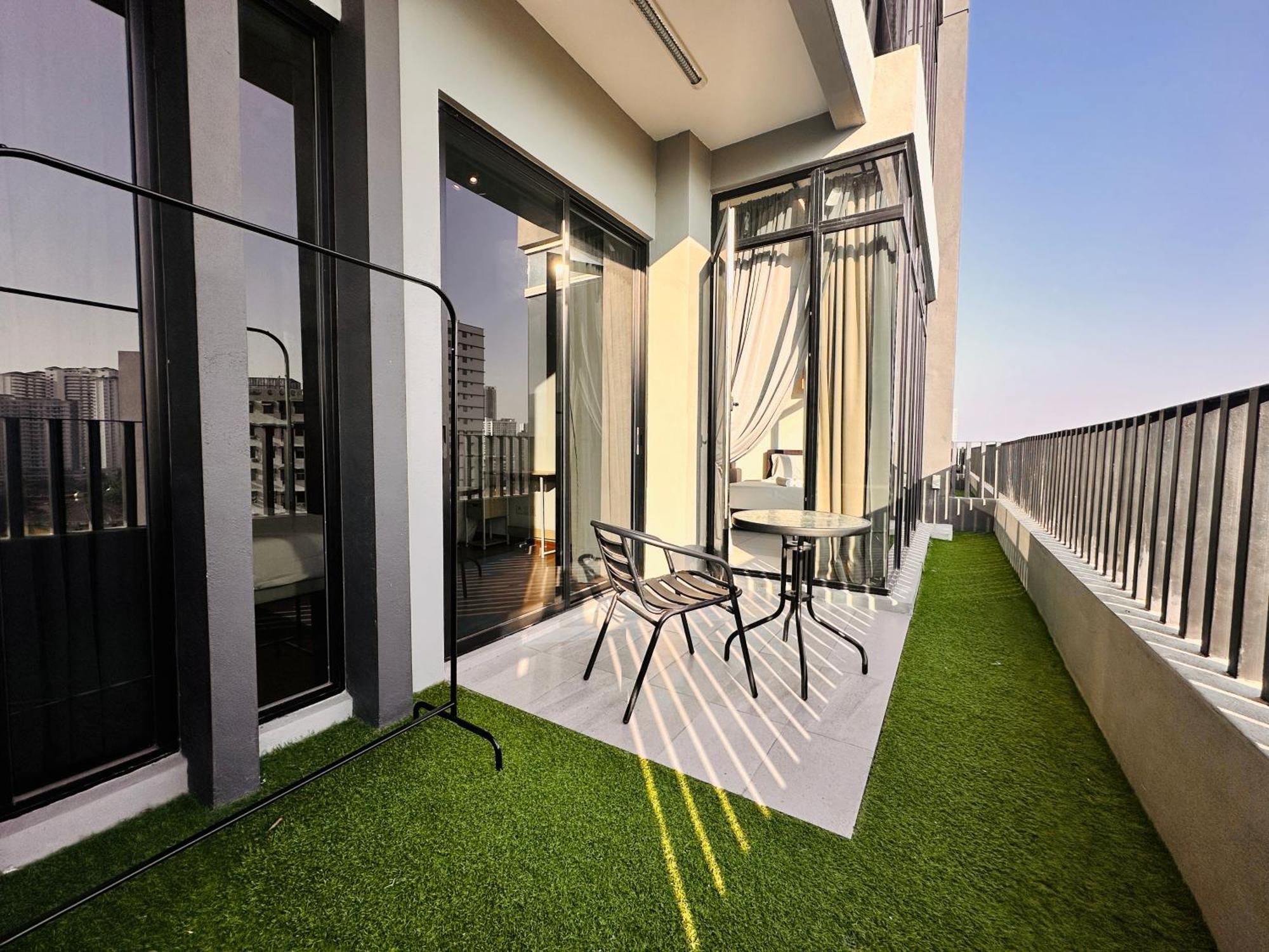 New Georgetown Instagramable 2Br Homestay For 10Pax 无敌美景两房民宿 Beacon Executive Suite Esterno foto