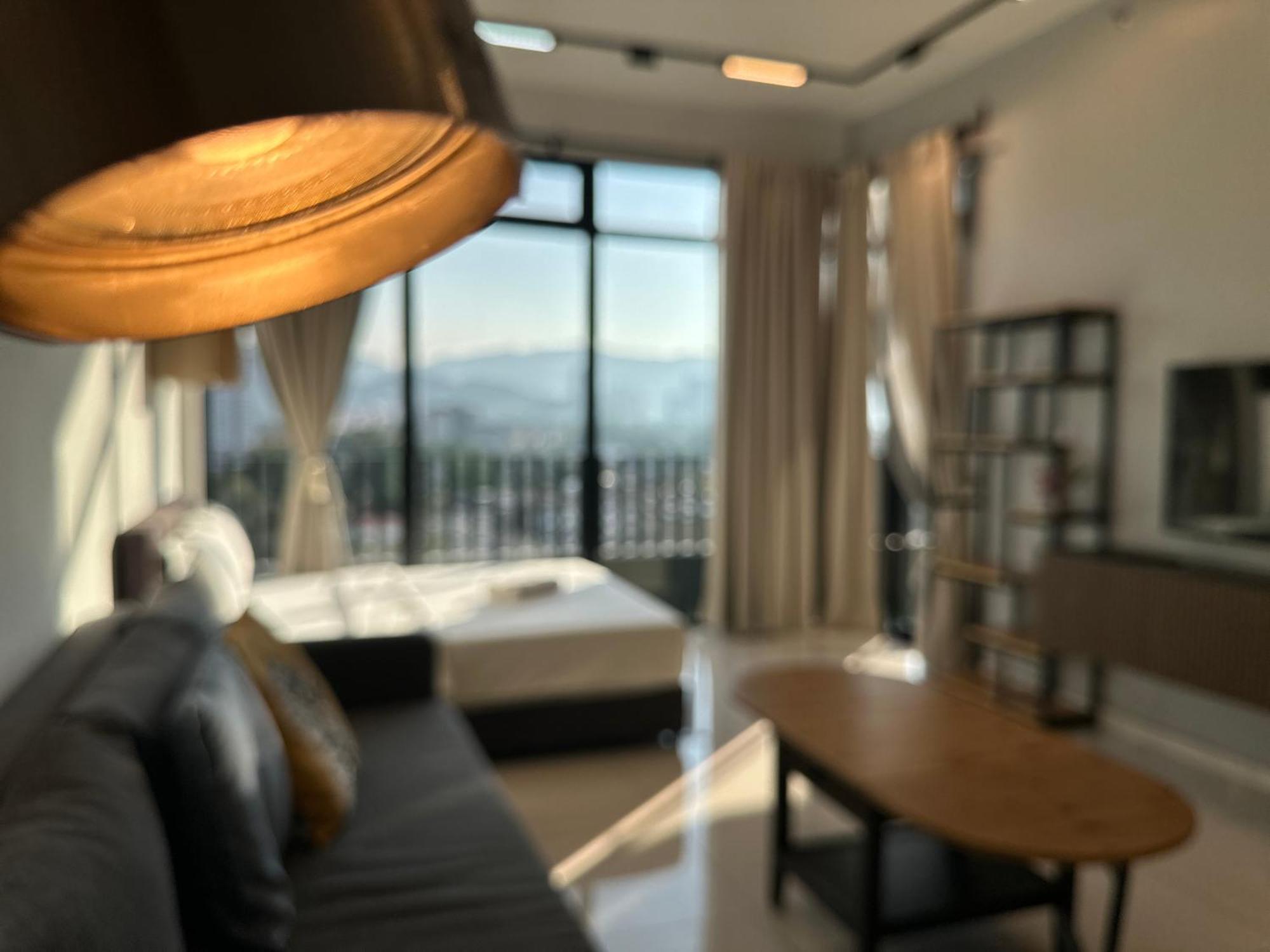 New Georgetown Instagramable 2Br Homestay For 10Pax 无敌美景两房民宿 Beacon Executive Suite Esterno foto
