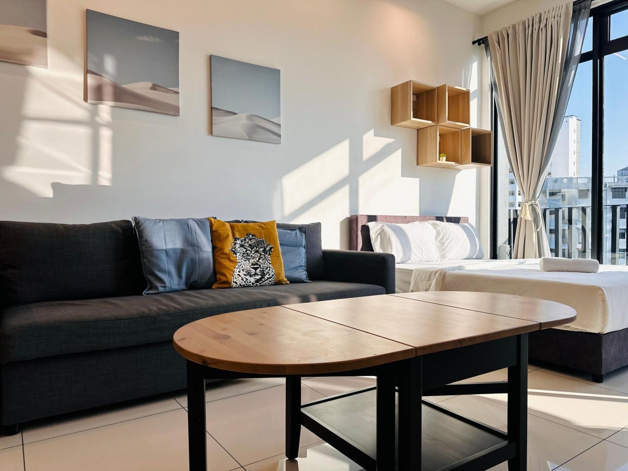 New Georgetown Instagramable 2Br Homestay For 10Pax 无敌美景两房民宿 Beacon Executive Suite Esterno foto