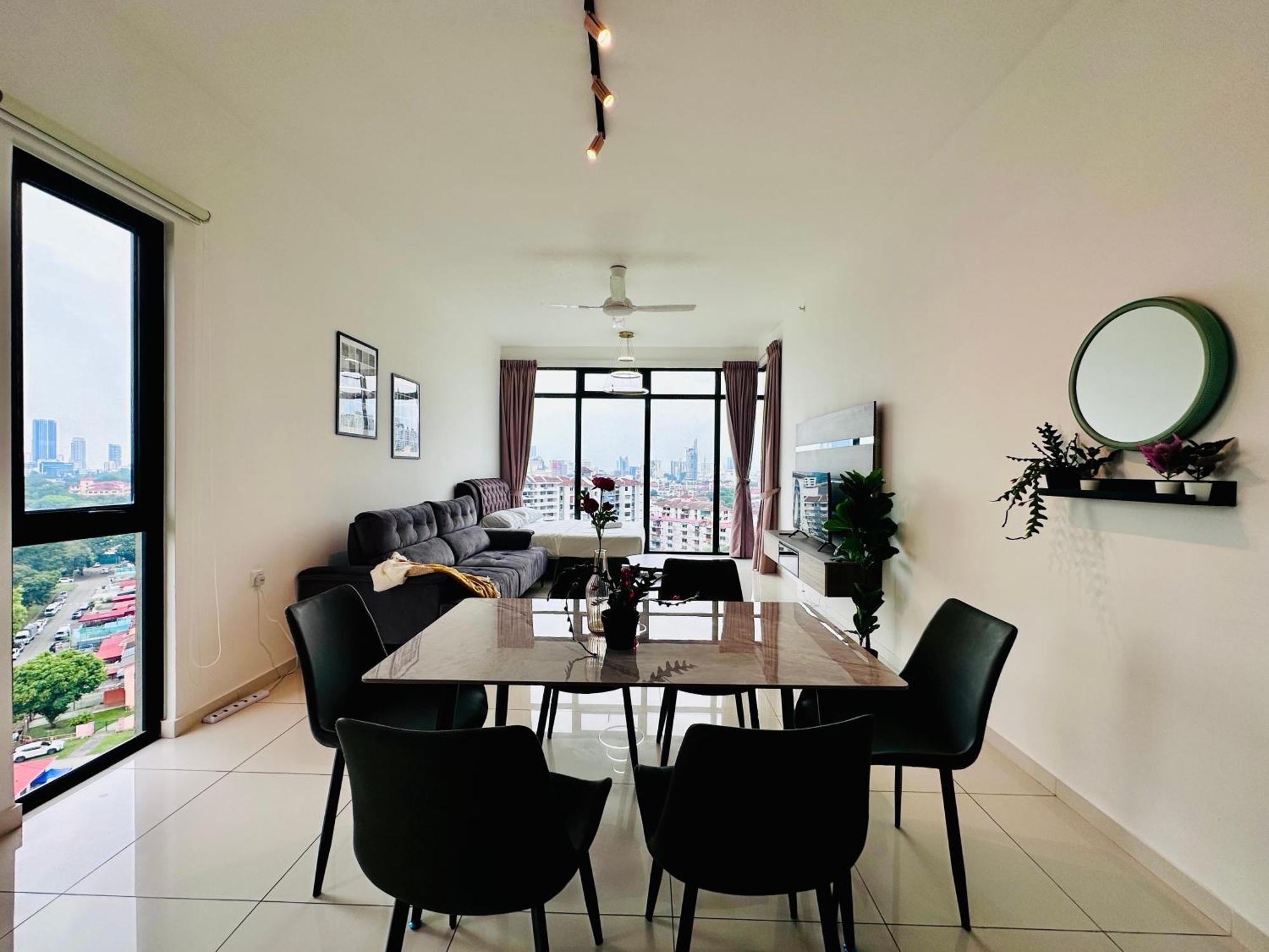 New Georgetown Instagramable 2Br Homestay For 10Pax 无敌美景两房民宿 Beacon Executive Suite Esterno foto